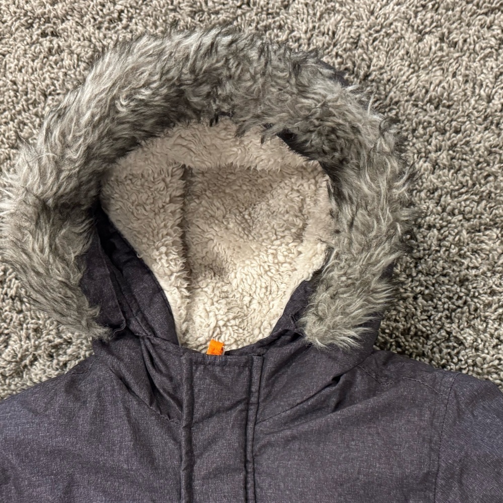 Carter’s boys gray winter coat with hood, size 7 - Picture 2 of 8